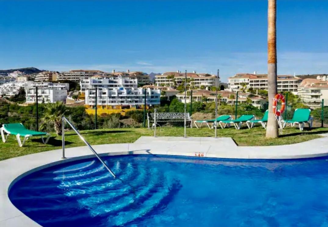 Two Bed, Two Bath Apartment With Sea Views - Angel De Miraflores مالقة المظهر الخارجي الصورة