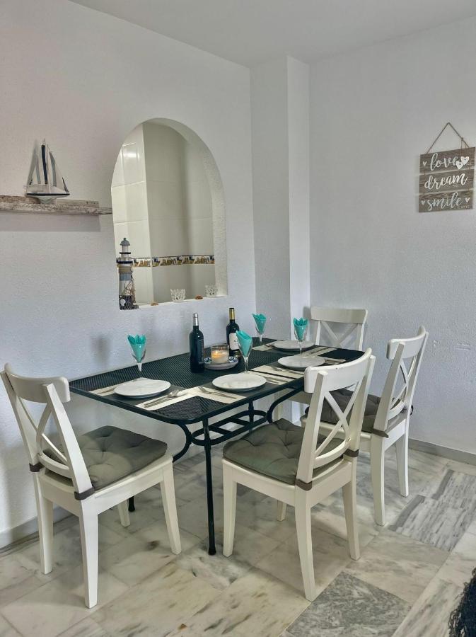 Two Bed, Two Bath Apartment With Sea Views - Angel De Miraflores مالقة المظهر الخارجي الصورة